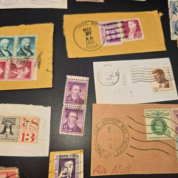 Vintage United States Postage Stamp Collection Assorted Designs Mixed Lot LI3042 - Picture 7 of 9